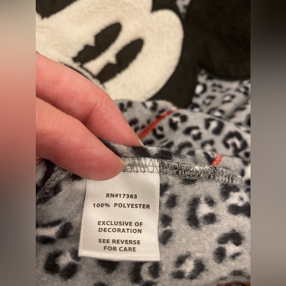 Long-Sleeved Fleece Top Mickey Mouse Live Love Disney - Girls Small - Picture 6 of 6